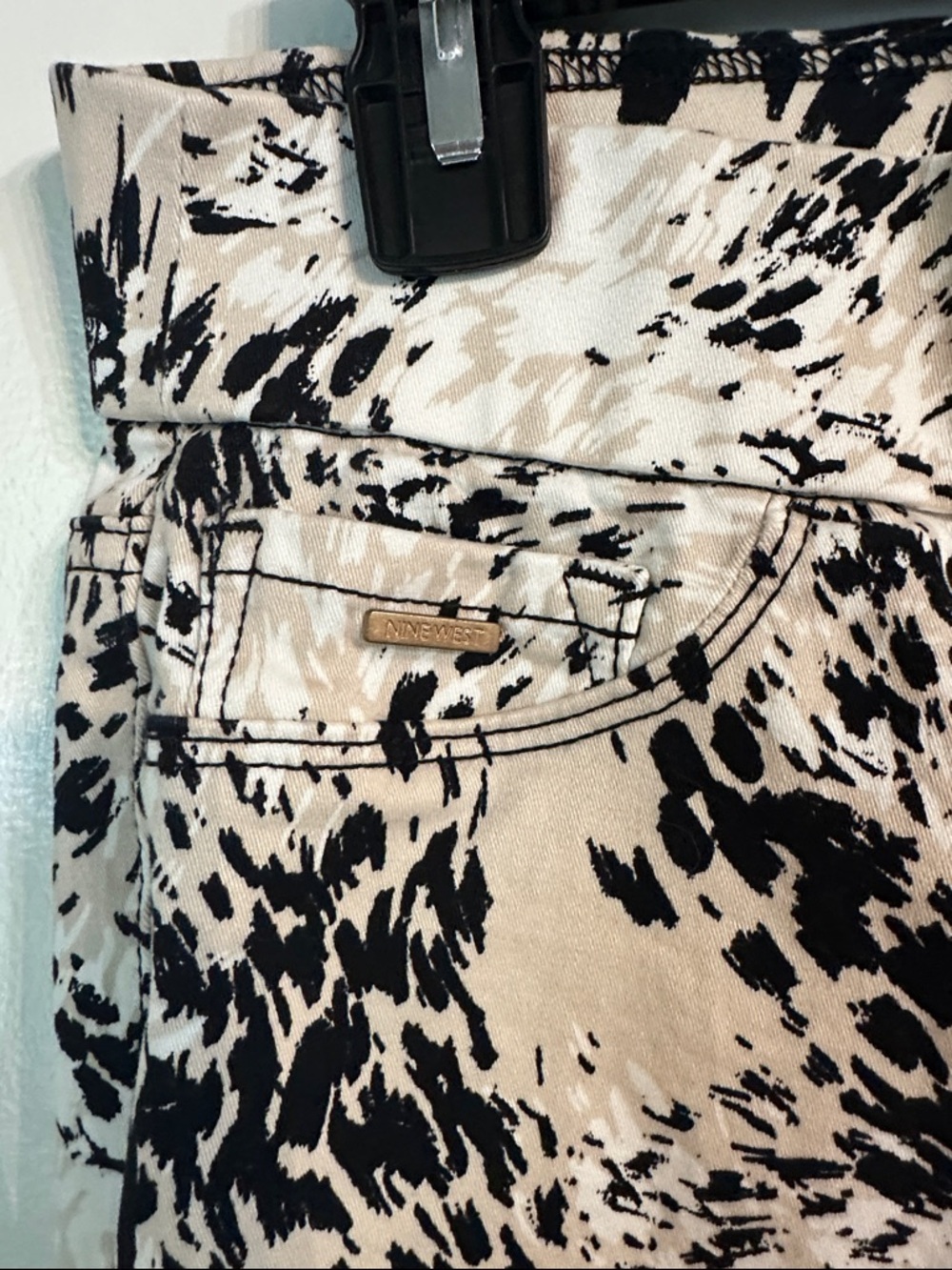Nine West Black, Tan, & White Heidi Pull-On Skimmer Shorts - Picture 5 of 13